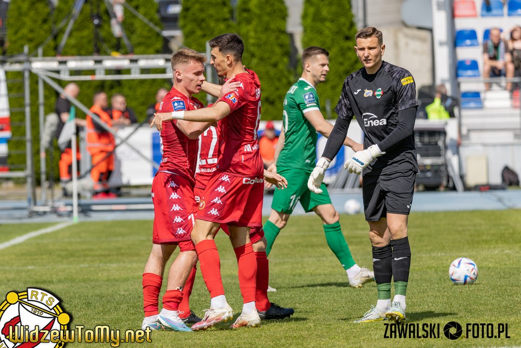 Widzew Si Gnie Po Bramkarza Legii Kiedy Podpad Kibicom Widzewtomy